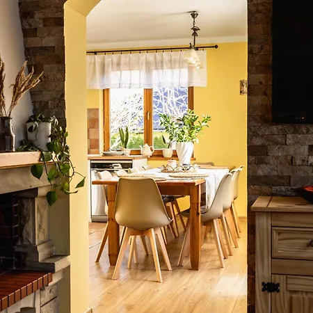 Σαλέ Stroma 13 *