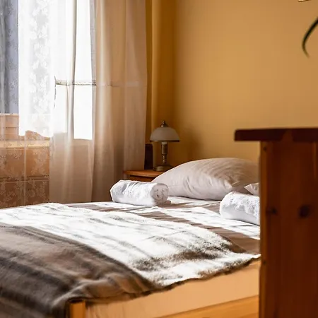 Stroma 13 Chalet *
